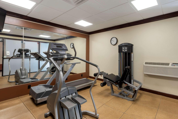 أفضل العروض ل Comfort Inn On the Ocean كيل دفيل هيلس 