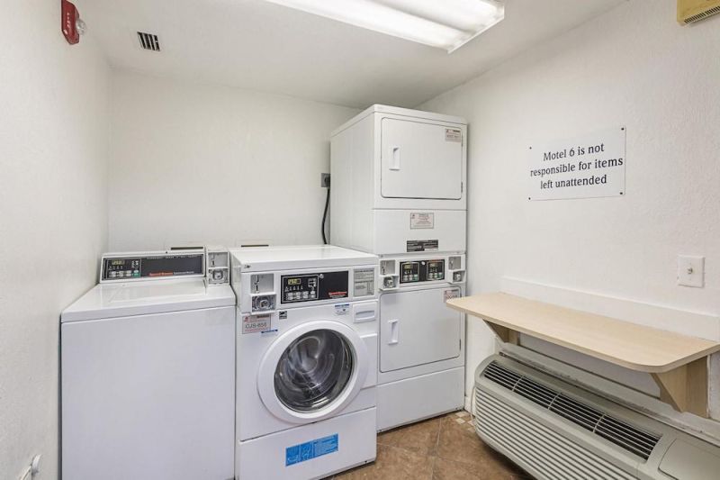 أفضل العروض ل موتيل 6 فورت ميرس فورت ميرس 