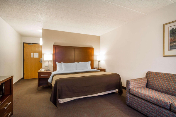 Best offers for Comfort Inn & Suites Madison - Airport Madison
