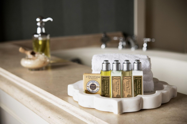 Best offers for Wedgewood Hotel & Spa NORTH VANCOUVER