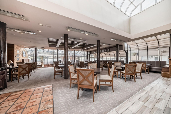 أفضل العروض ل Jasper Inn & Suites جاسبر