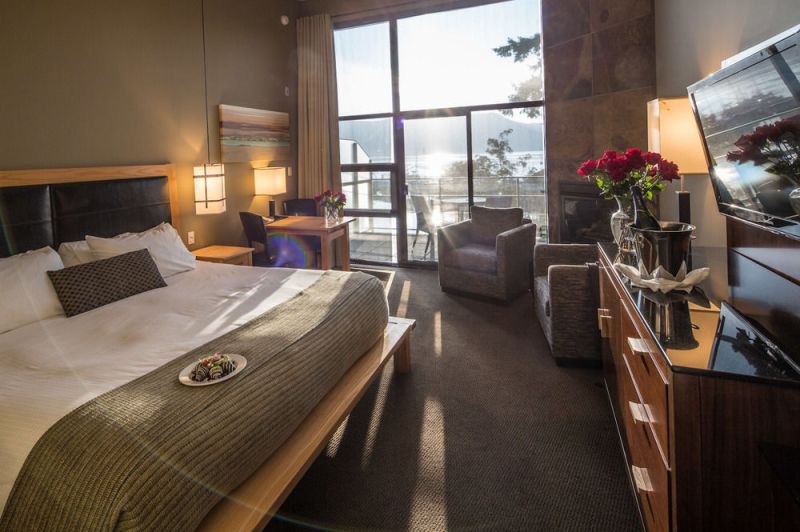 Best offers for BRENTWOOD BAY LODGE & SPA Victoria