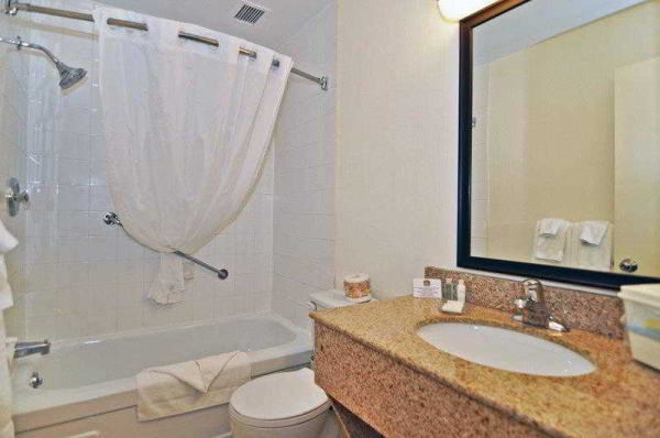 أفضل العروض ل Charlottetown Inn & Conference Centre تشارلوتتوون