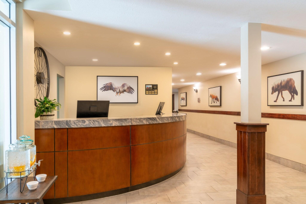 Best offers for Falcon Crest Lodge Canmore