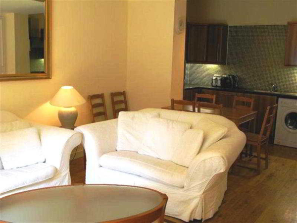 أفضل العروض ل  إيديمبورج