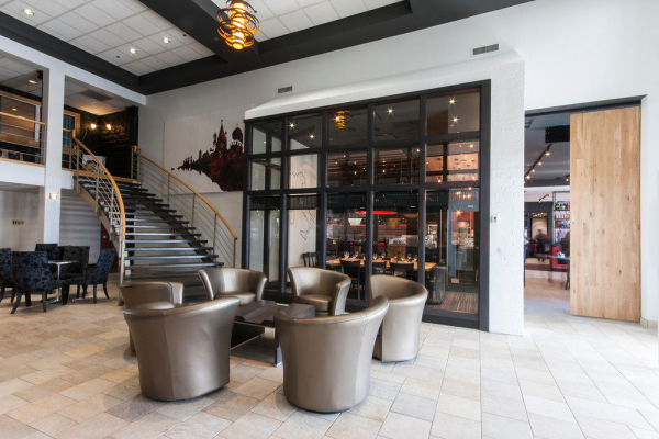 Best offers for AUBERGE GOUVERNEUR SHAWINIGAN Shawinigan