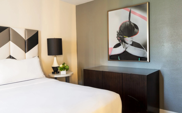 أفضل العروض ل تشامبرلين وست هوليوود هوليوود 