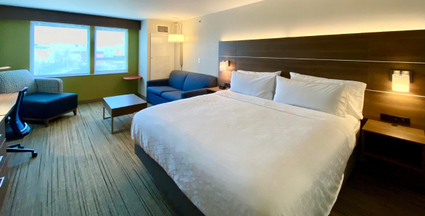 Best offers for Holiday Inn Express Boston Chowchilla 