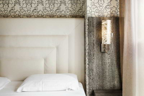 أفضل العروض ل فندق دس ايترانجىرس ميلانو