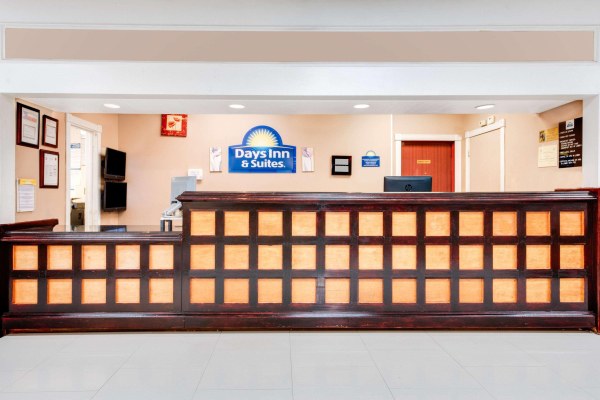 Best offers for Days Inn & Suites by Wyndham Laredo Laredo