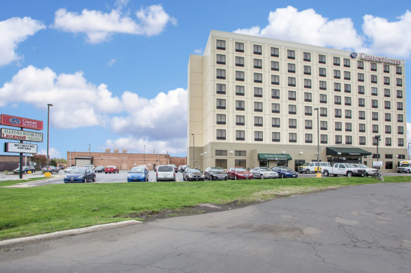 Best offers for COMFORT SUITES Schiller Park
