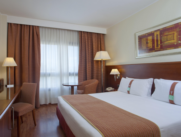 أفضل العروض ل Holiday Inn Cagliari كاجلياري