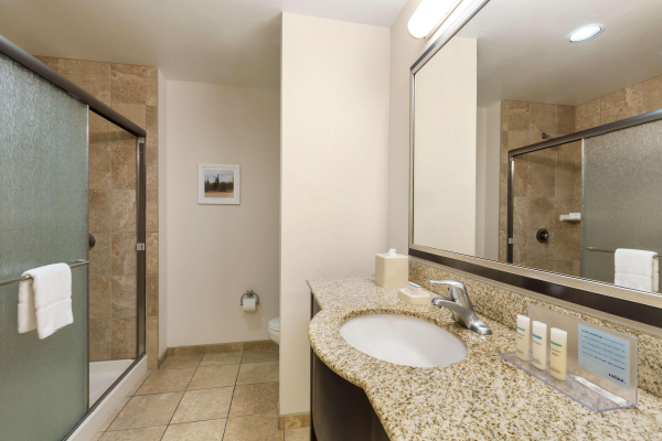 Best offers for Hampton Inn & Suites Phoenix Glendale-Westgate Glendale