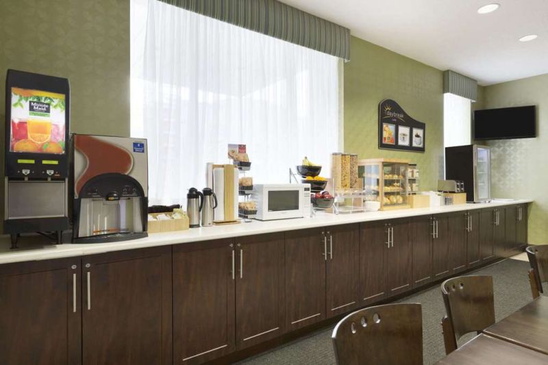 Best offers for Days Inn by Wyndham Toronto East Beaches Toronto