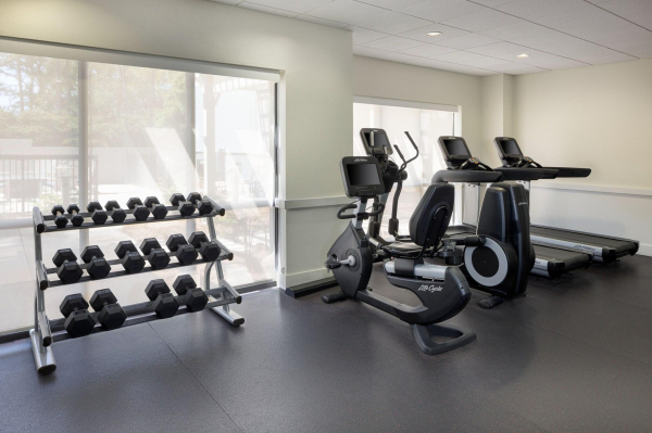 أفضل العروض ل Courtyard By Marriott Sandestin Grand Boulevard دستين