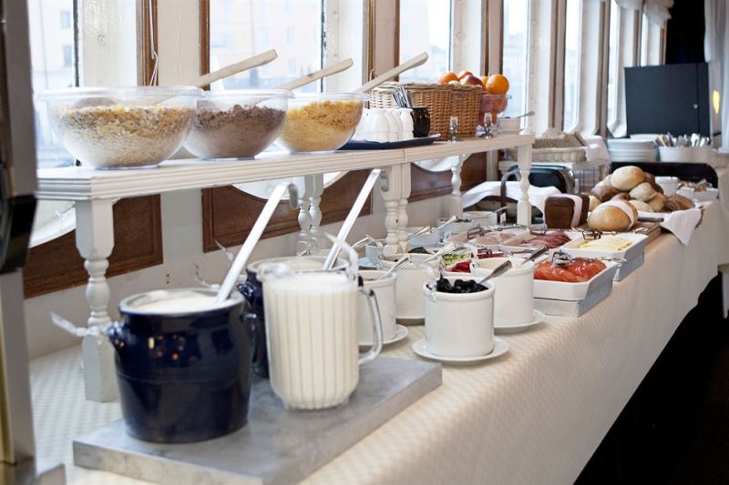 أفضل العروض ل مالاردروتنينجىن بوات  ) بانك بد رومس) ستوكهولم