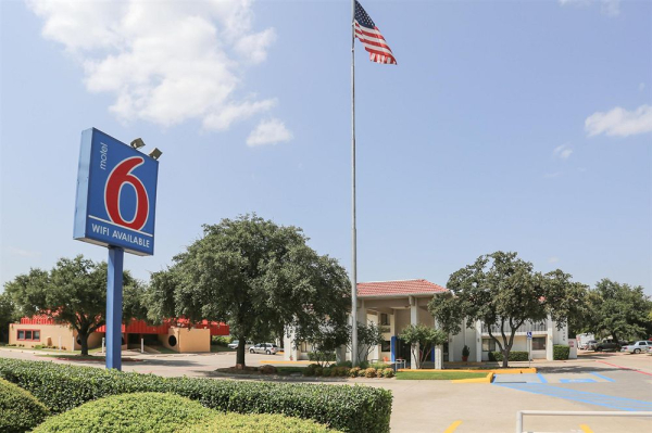 Best offers for MOTEL 6-DALLAS-ADDISON Addison