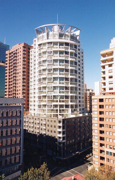 Best offers for OAKS MAESTRI TOWERS Sydney