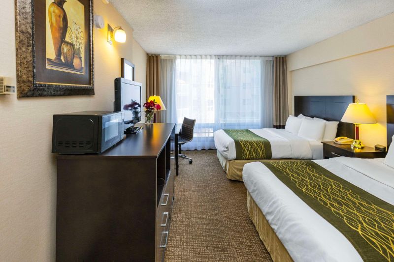 Best offers for Comfort Inn & Suites Downtown Edmonton Edmonton