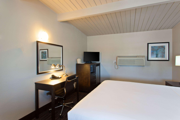 Best offers for Days Inn By Wyndham Chowchilla Gateway To Yosemite Chowchilla 