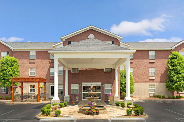 أفضل العروض ل Hawthorn Suites By Wyndham Cincinnati سينسيناتي 