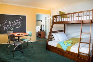 Best offers for LAFAYETTE HOTEL & SUITES IN SAN DIEGO San Diego 