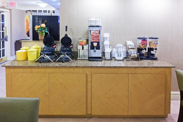 Best offers for La Quinta Inn by Wyndham Victoria Victoria