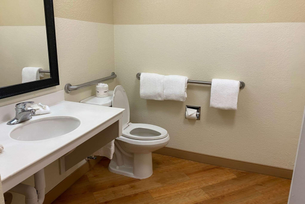 أفضل العروض ل لا ك يوينتا باى ويندهام فت. لا يودردال مطار هوليوود 