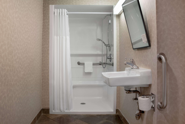 Best offers for Ramada Plaza By Wyndham Calgary Downtown Calgary
