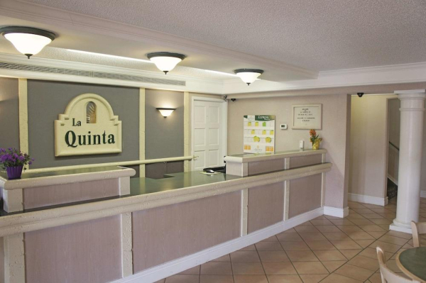 Best offers for LA QUINTA INN FARMINGTON Farmington 