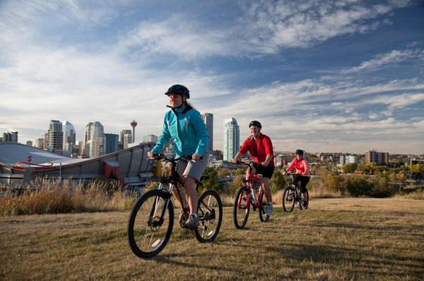 أفضل العروض ل Four Points By Sheraton Calgary West  كالجاري