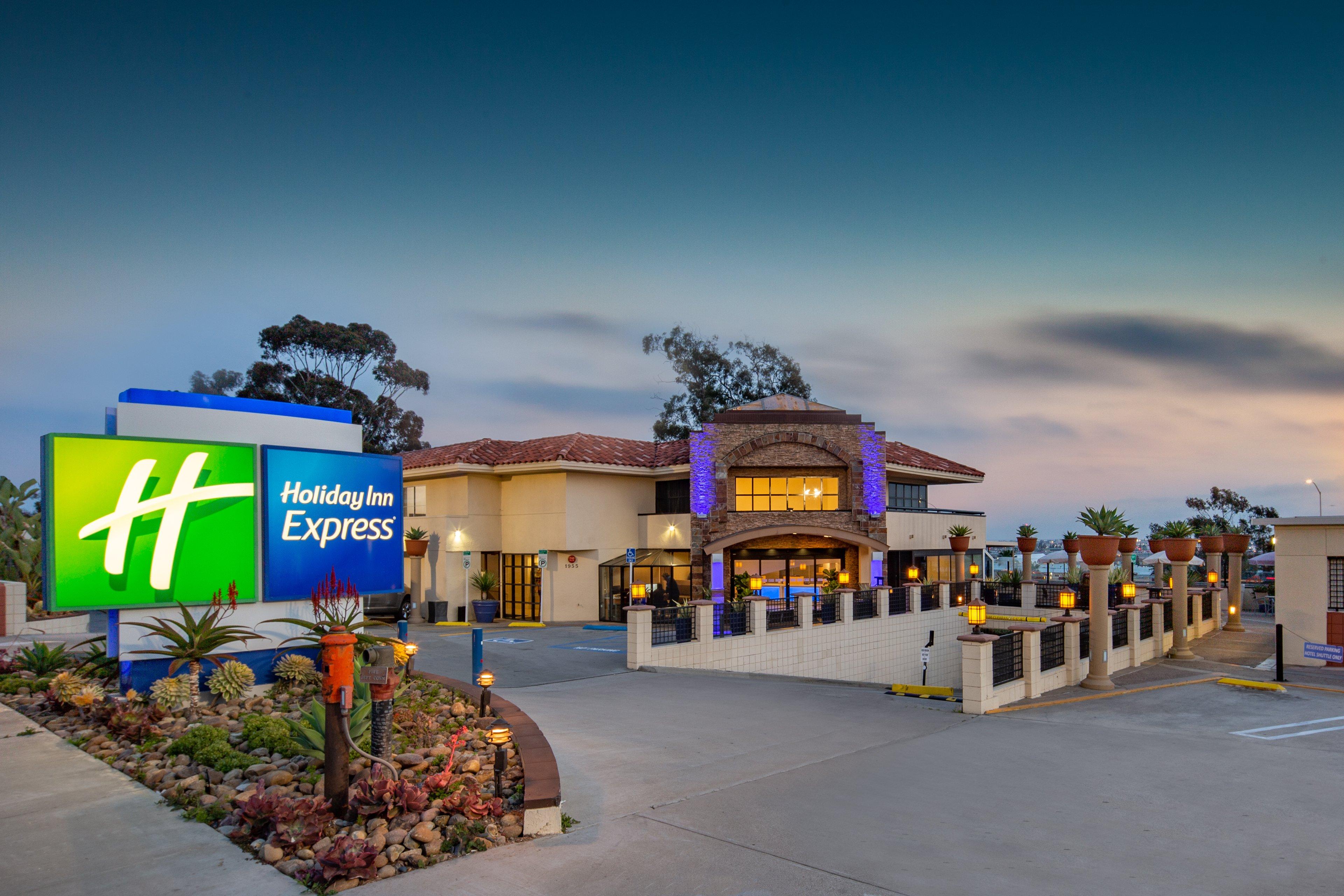 Best offers for Holiday Inn Express Airport Old Town San Diego 