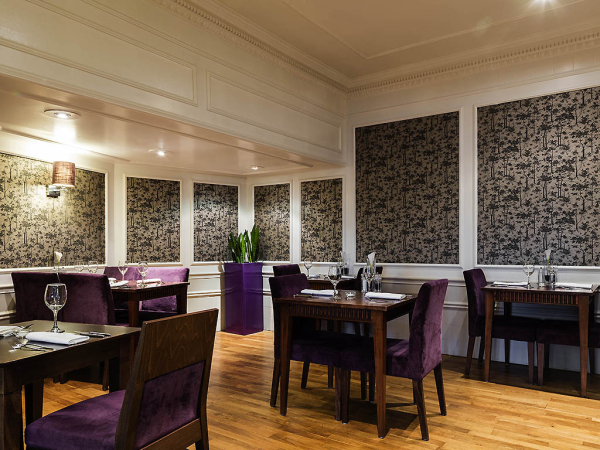 أفضل العروض ل Mercure Aberdeen Caledonian Hotel ابردين 