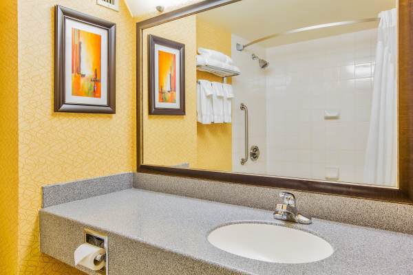 أفضل العروض ل Holiday Inn Sydney - Waterfront سيدناي