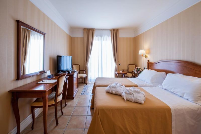 أفضل العروض ل ديوسكاري باي بالاس اجريجنتو