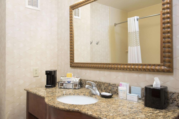 Best offers for Hampton Inn & Suites Indianapolis-Fishers Esquel