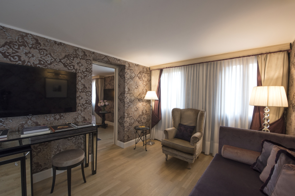 أفضل العروض ل فندق سبلنديد فينيسيا - ستار س كولزيون فينسيا