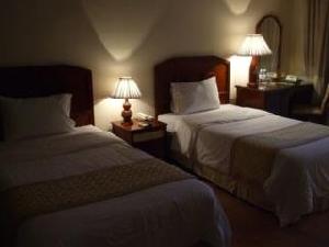 Apartaments Lang Co Beach Resort