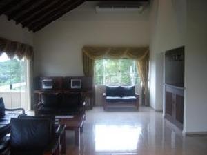 Los Cedros Eco Resort