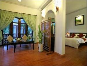 Southern Hotel & Villas