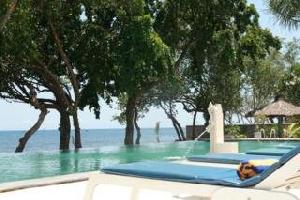 Puri Saron Baruna Beach Cottages
