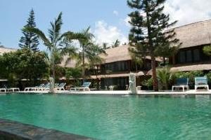 Puri Saron Baruna Beach Cottages