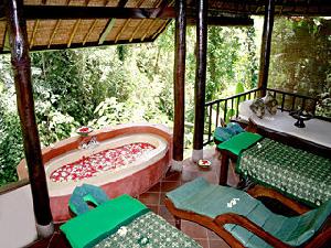 Natura Resort & Spa