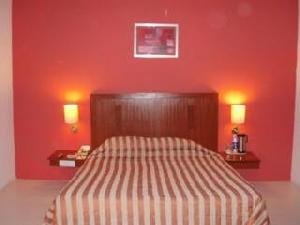 Comfort Inn Marina Towers