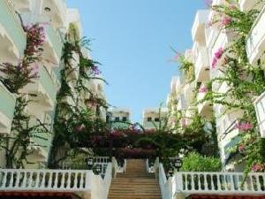 Bellacasa Suite's & Club