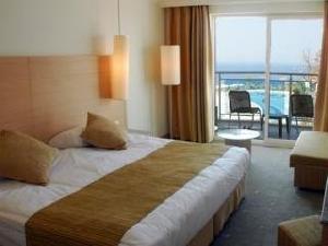 Sealight Resort