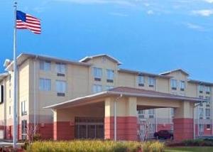 Quality Inn & Suites Airport
