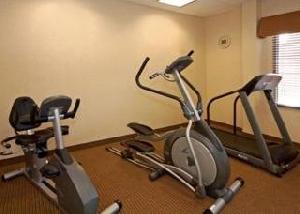 Quality Inn & Suites Airport