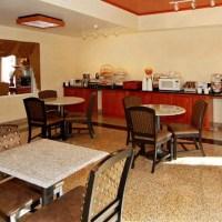 Quality Inn & Suites Airport