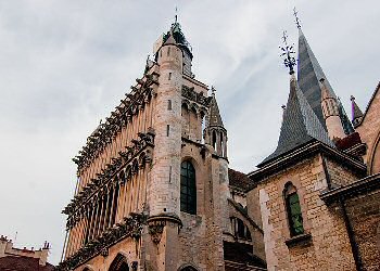 label[Travel_to_938] France Tours in  France Travel Offers to France